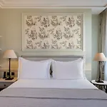 Hotel Du Quai Voltaire