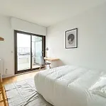 Flexliving - Whole Apartment - Hillairet