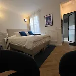 Flat In Heart Of Paris