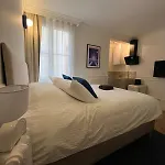 Flat In Heart Of Paris