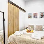 Leo Suite Cozy Studio