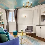 Merveil - Luxury Serviced Apartment - Royale II
