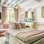 Luxury 4 bedroom 3 bathroom Aristocratic apartment - Louvre