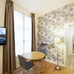 Apartments For Work In City Center