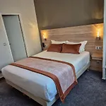 Hotel Champerret Elysees