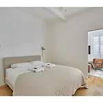 Amazing 2 Bedrooms Apartment Paris Center By Studio Prestige