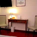 Hotel Le Clos D\'Alesia