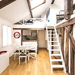 Halldis Apartments - Marais Haut