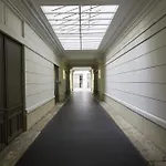 Luxury Apartment In Paris Center - Louvre Museum