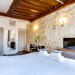 Upper Class Suites - Rue Saint Honore