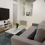 Rue Turgot Apartment