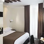 Hotel Du Lion D\'Or Louvre