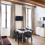 Hotel Du Lion D\'Or Louvre