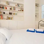 Berri Apartment