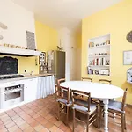 Veeve - Duplex Near Trocadero