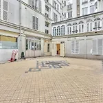 35 - Luxury Flat Grands Boulevards