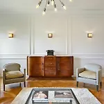Palais Petit - Two Bedroom Apartment