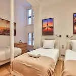 62 Luxury Flat Champs Elysees 1G