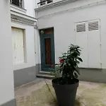 Studio Champ De Mars