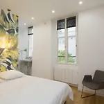 Studio D\'Architecte Au Pied De Tour Eiffel