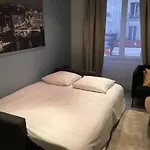 Lovely Flat Bastille