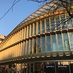 Quartier Montorgueil, Voie Pietonne, Dans Un Immeuble Du Xveme