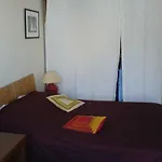 Nice Sunny Flat Near Eiffel Tower