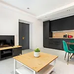 Cmg Parc De Bercy - Madagascar