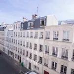 Joie Paris Tour Eiffel - Rue Cler