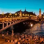 Avenue Des Champs Elysees - Studio Ks