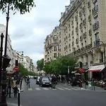 Le Marais Calme Et Lumineux