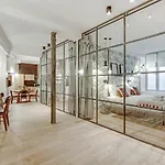 Pick A Flat\'S Apartment In Louvre Saint Honore