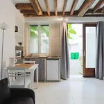 Top Apartment Etoile Av Ternes Paris