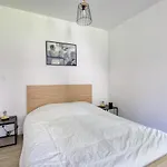 Beautiful apartment near the Seine