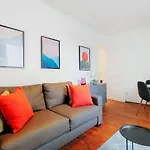 Faubourg Saint-Antoine Apartment - Bastille