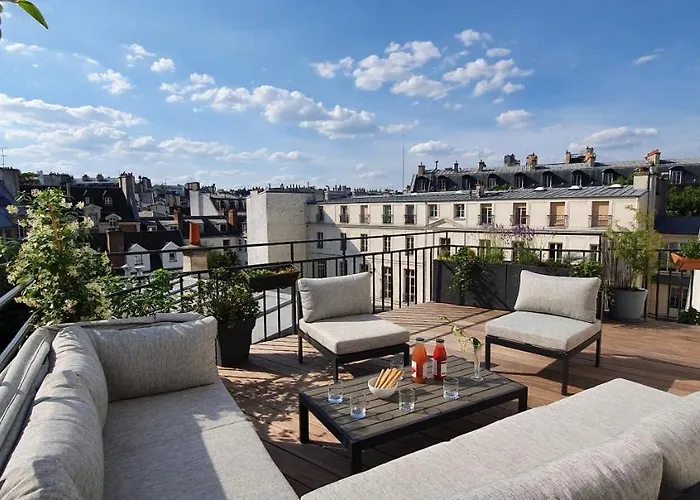 Historical Apartment - Odéon, Rive Gauche - 170 m2