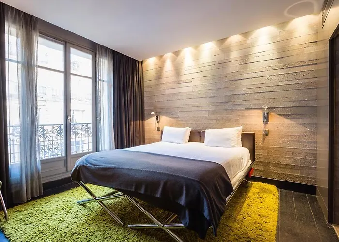 Cmg - Premium Tour Eiffel - 14
