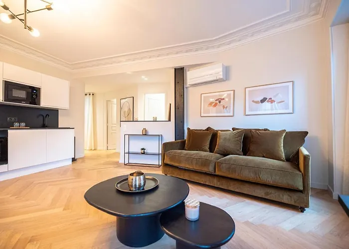 Luxury Apartments In Paris Center
