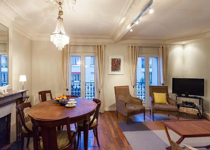 Greeter-Appartement Haussmannien Avec Balcon