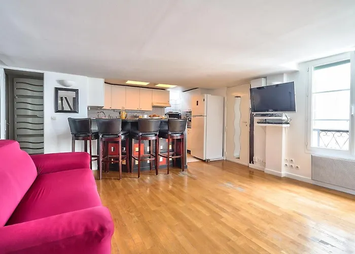 The Perfect Parisian 2 Bdrs Flat At Le Marais