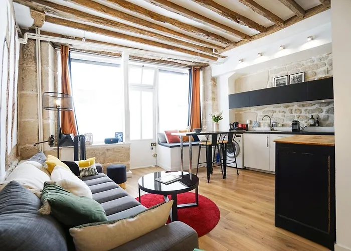 Magnificent Cocoon In The Heart Of Paris
