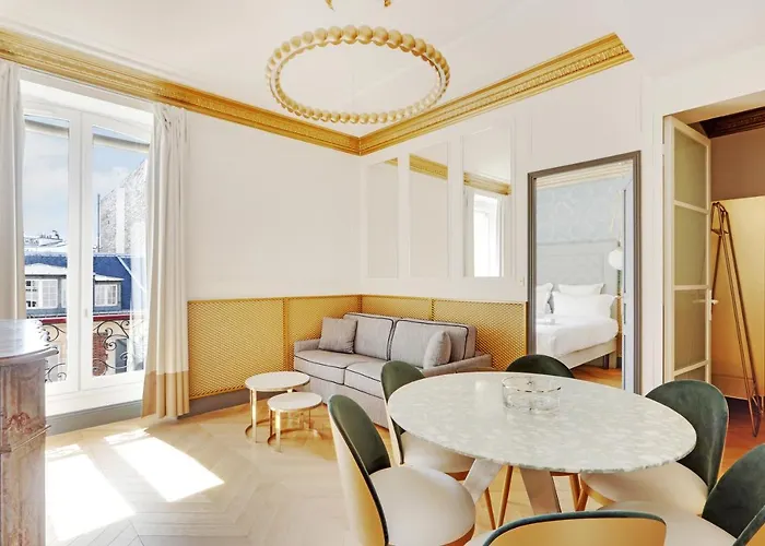 Pick A Flat\'S Apartements In Champs Elysees - Rue Du Colisee