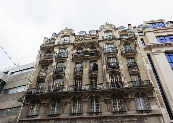Appartements Marais Proche Du Theatre Renard