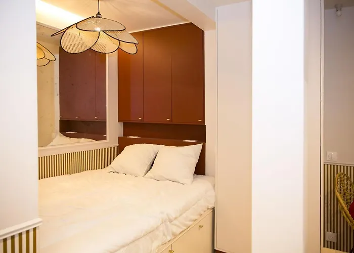 Studio Fonctionnel Et Moderne Place Clichy - 2P