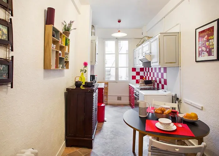 Beautiful apartment Notre-Dame