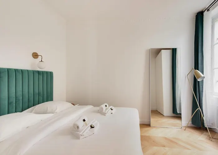 GuestReady - Modern Flat near Saint-Germain-des-Prés NETFLIX