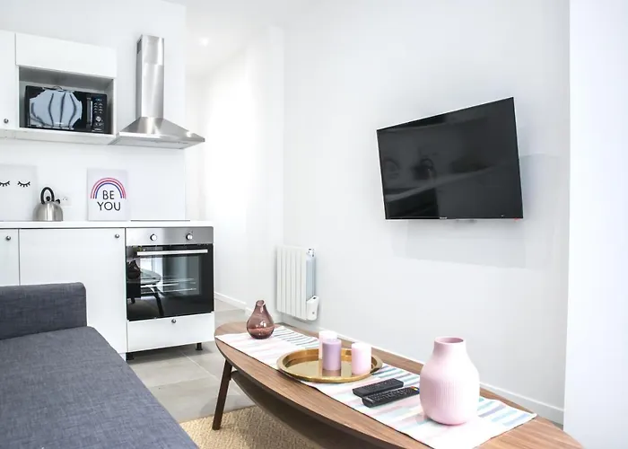 Home In Paris - Paris East