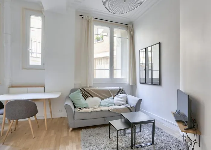 Charming Studio - Paris 18Th District