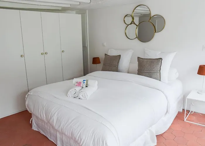 Exceptional Apartment In The Heart Of Paris - Welkeys