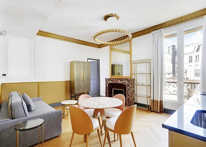 Pick A Flat\'S Apartments In Champs Elysees - Rue Du Colisee